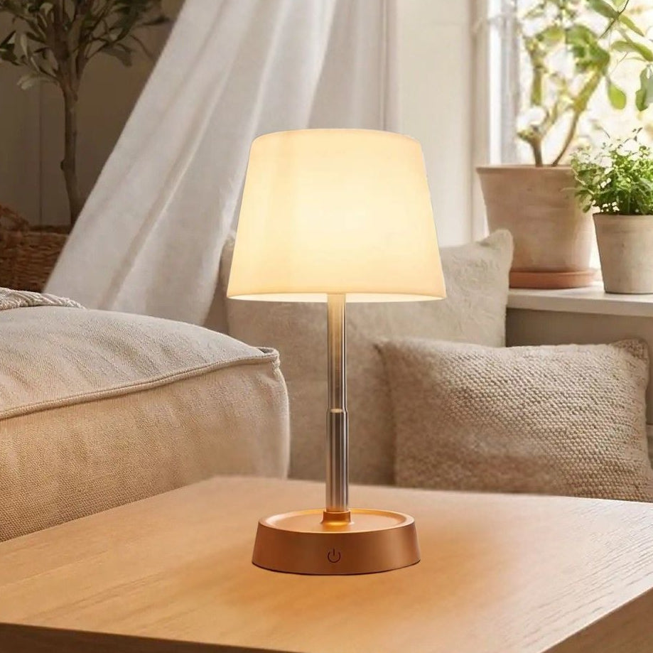 lampe sans fil rechargeable couleur cuivre sejour vue rapproche hauteur telescopique