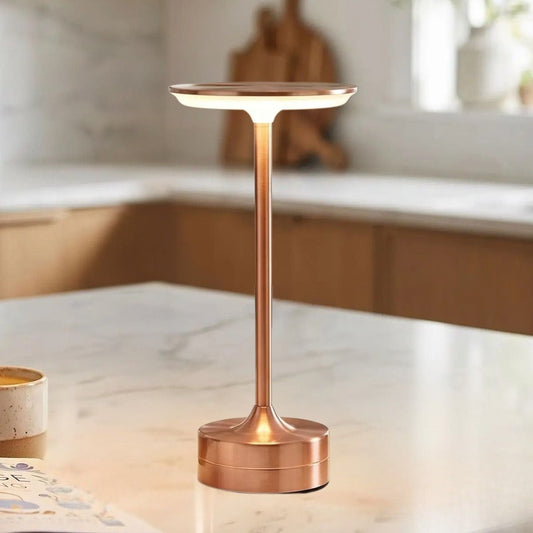 lampe sans fil rechargeable couleur or rose comptoir vue rapproche couleurs tendance