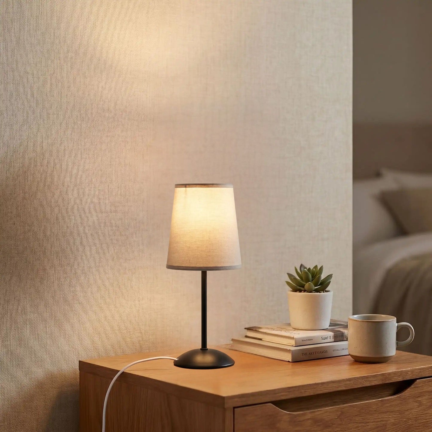 lampe table abat-jour gris bande fonce chevet avec livre intensite variable usb