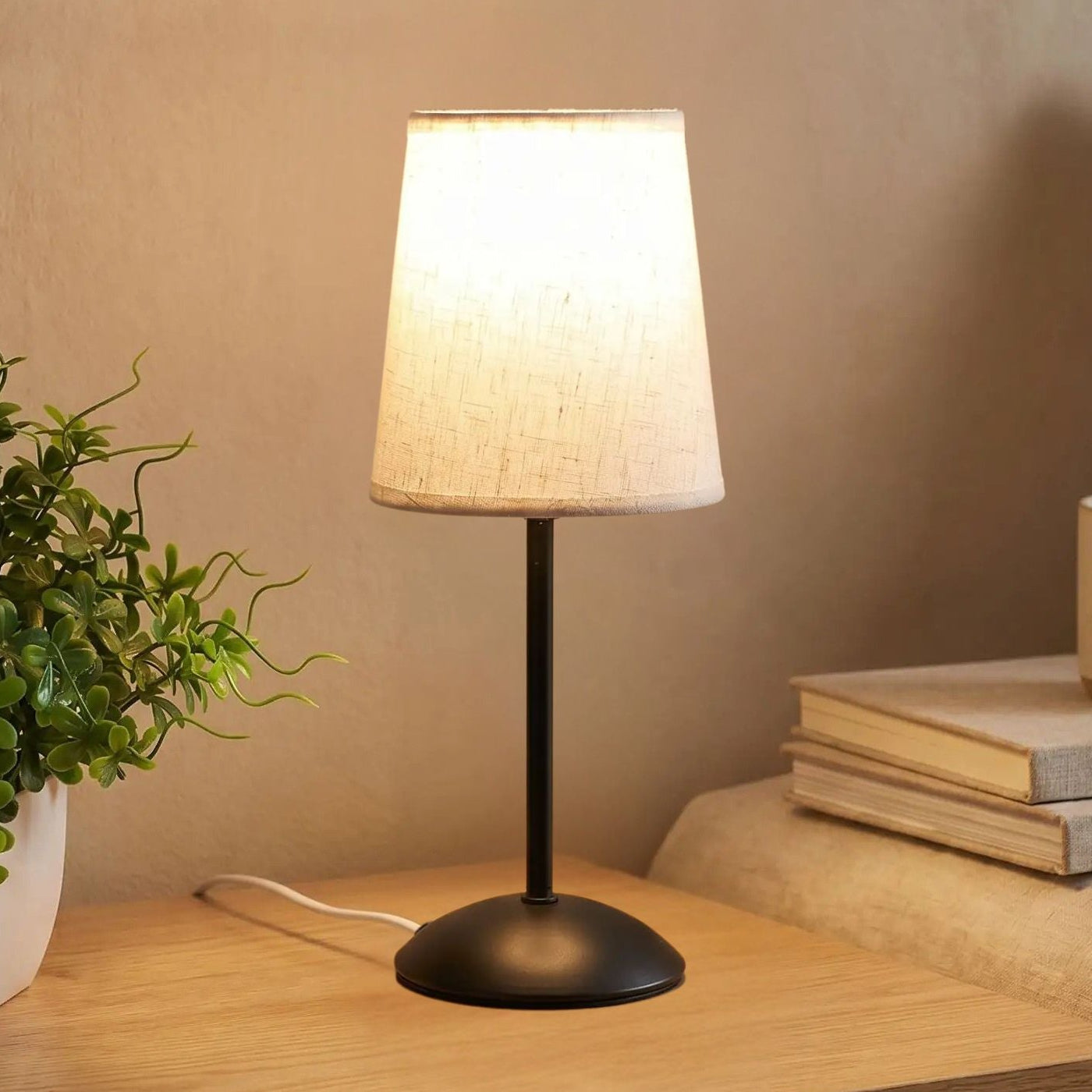 lampe table abat-jour gris chevet vu rapproche intensite variable usb