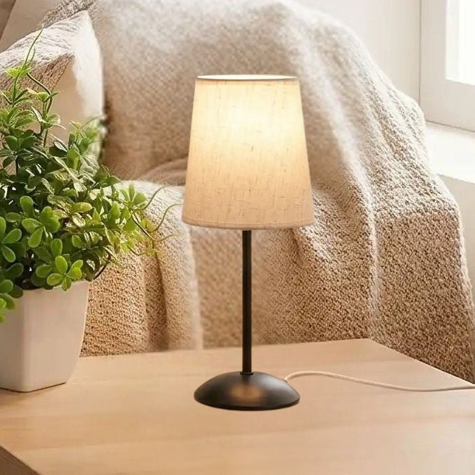 lampe table abat-jour gris sejour vu rapproche intensite variable usb