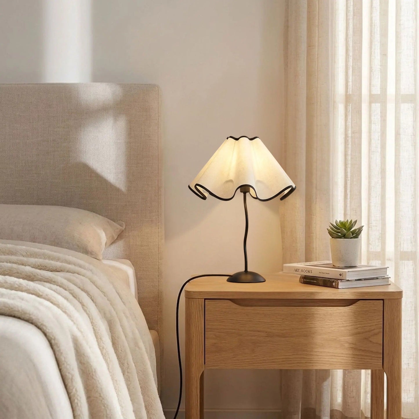 lampe table chevet petales ondules