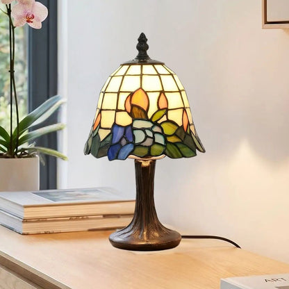 lampe table console sejour vue rapproche tiffany floral