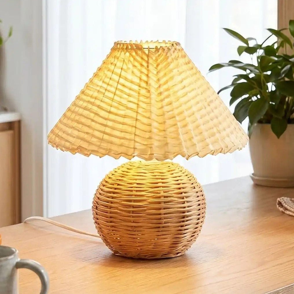 lampe table cuisine vue rapproche rotin et bambou tresse