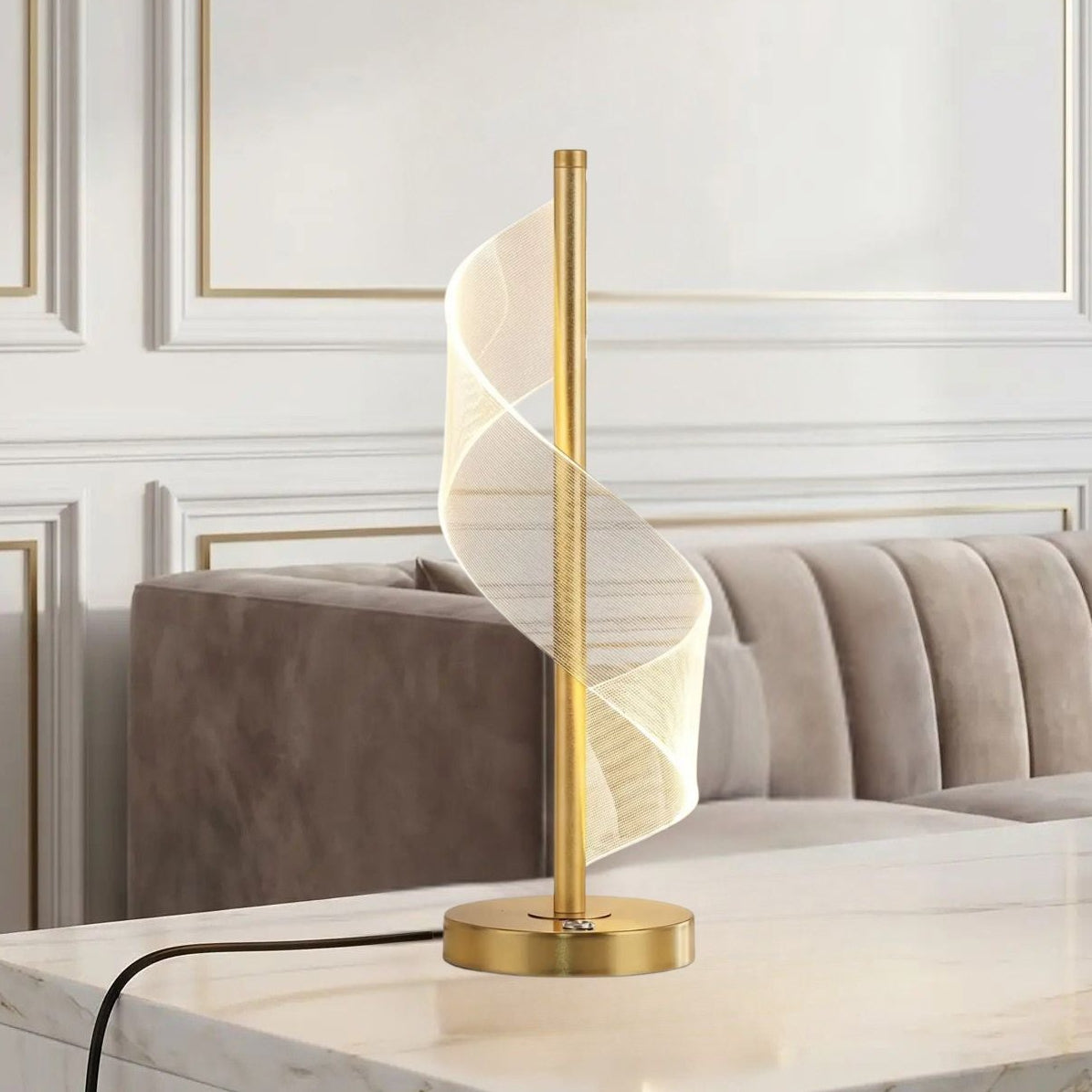 lampe table grande comptoir granite vu rapproche spirale doree tactile