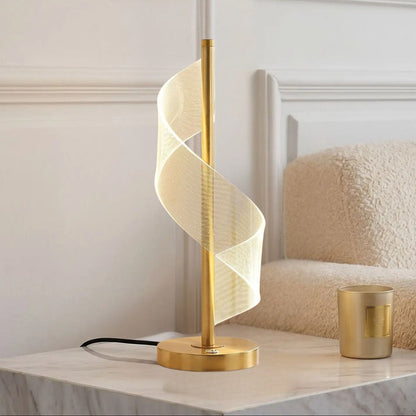 lampe table grande sur table sejour vu rapproche spirale doree tactile