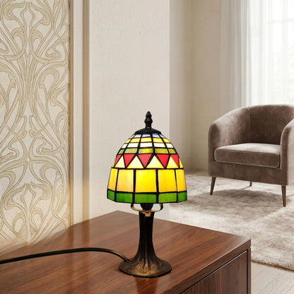lampe table sejour avec fenetre art nouveau tiffany
