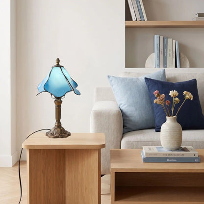 lampes à poser table sejour style tiffany vitrail petale bleu