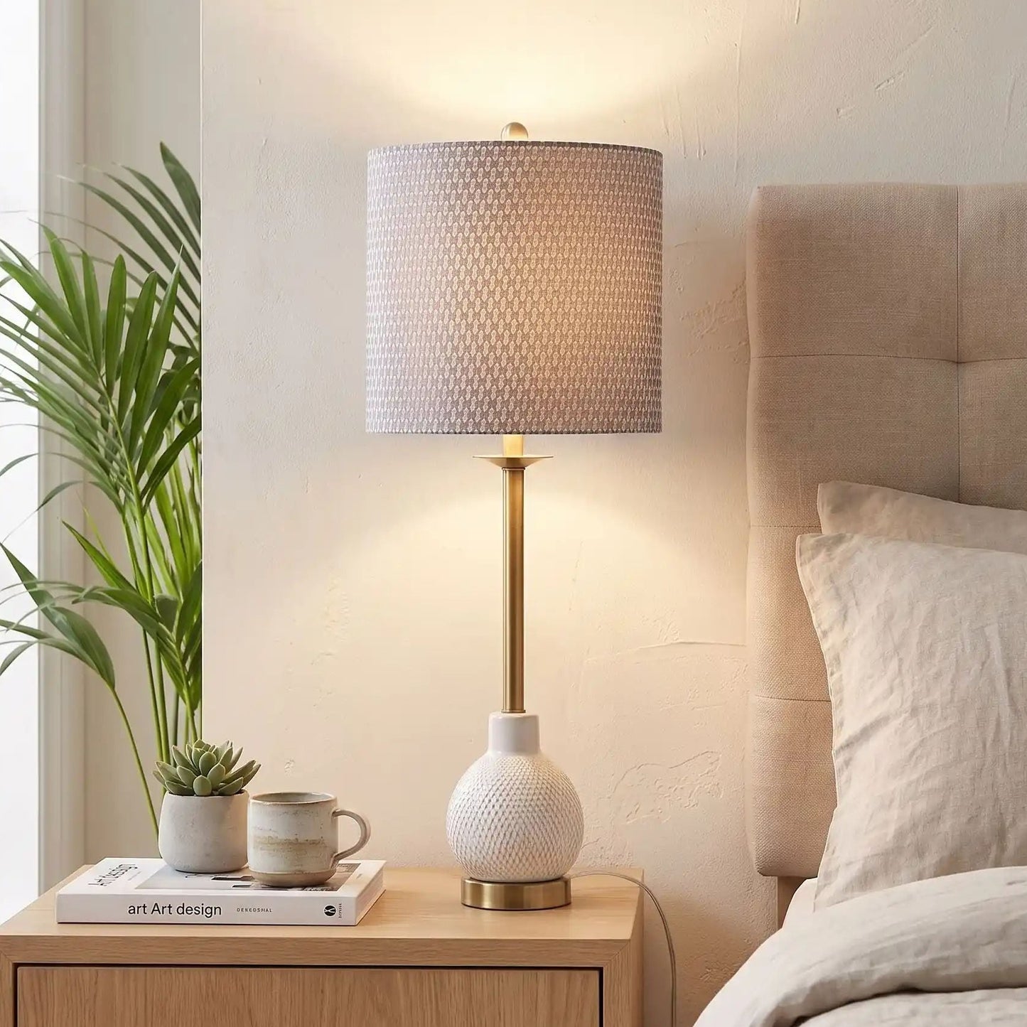 lampes de chevet chambre vu rapproche moderne chic ceramique doree