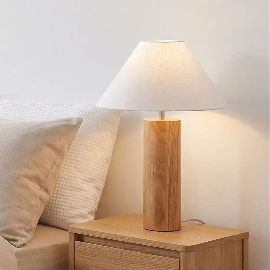 lampes de chevet duo de lampe vu rapproche scandinave chene