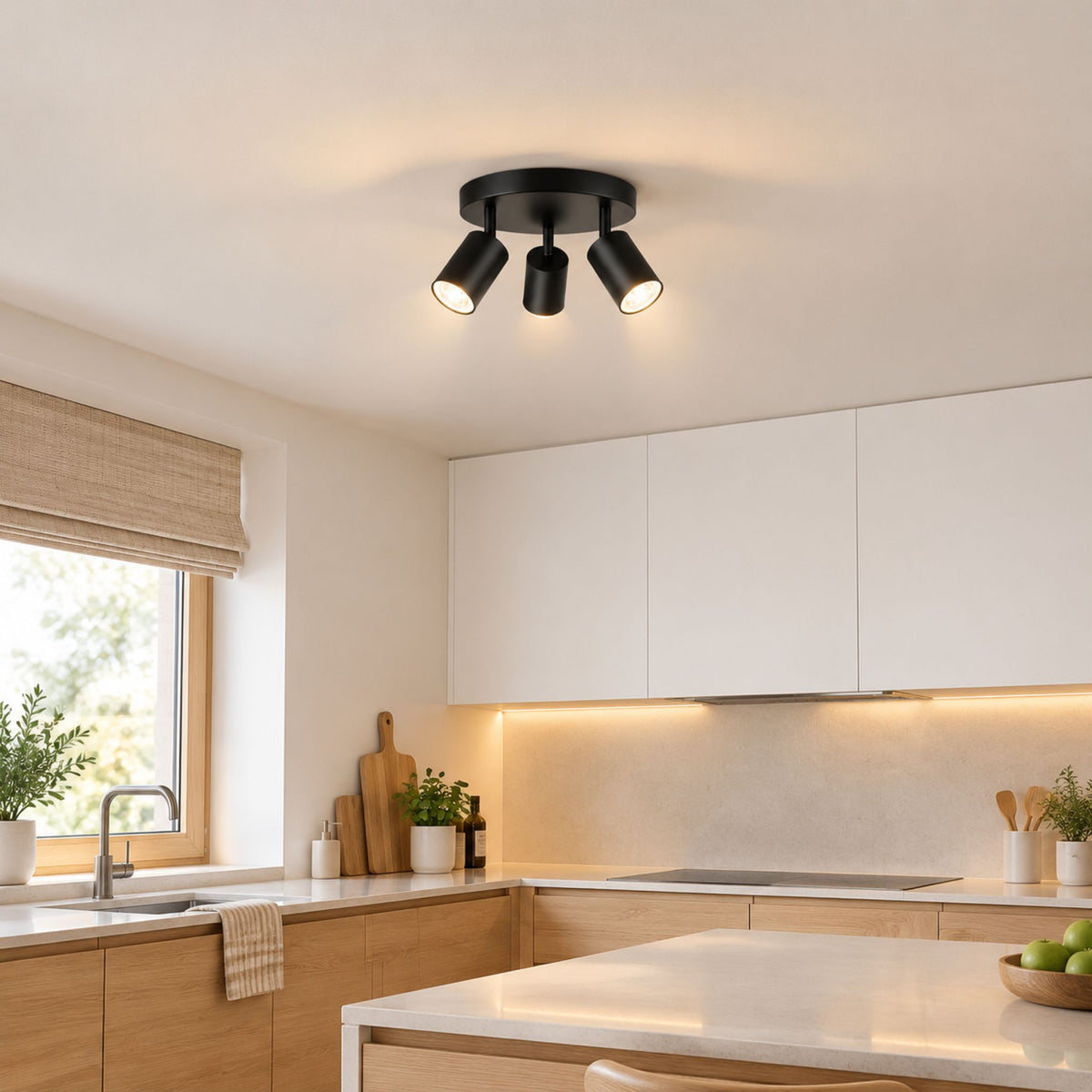 plafonnier spot circulaire orientable contemporain noir 3 spots cuisine