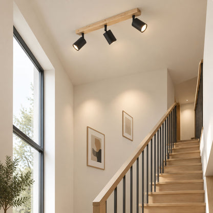 plafonnier spot style nordique bois naturel 3 spots noir escalier